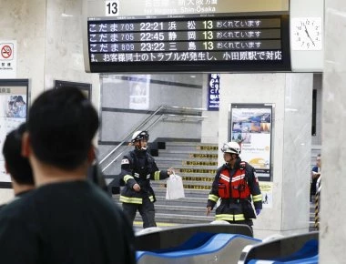 Τραγωδία στο Τόκιο: Επίθεση 22χρονου σε τρένο με ματσέτα - Ένας νεκρός και δύο γυναίκες τραυματίες!